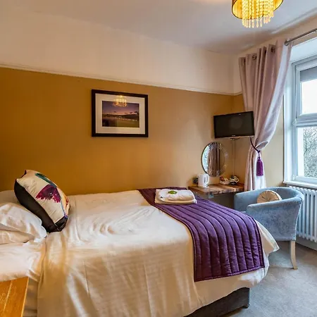 Holly With Free Off Site Health Club Windermere