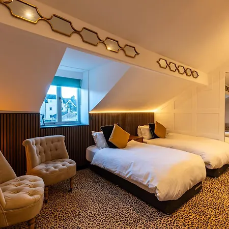 Holly With Free Off Site Health Club 4* Windermere