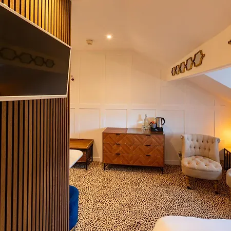 Maison d'hôtes Holly With Free Off Site Health Club 4*