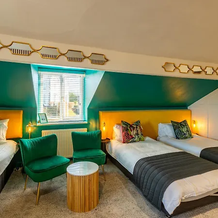 Holly With Free Off Site Health Club 4* Windermere