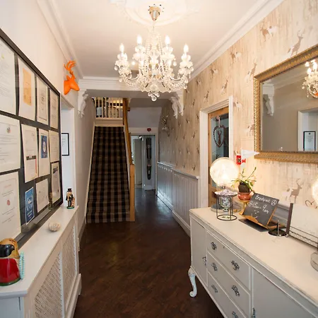 Holly With Free Off Site Health Club Vendégház Windermere