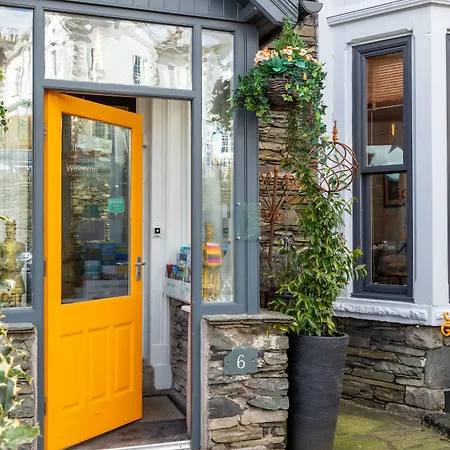 Holly With Free Off Site Health Club Windermere