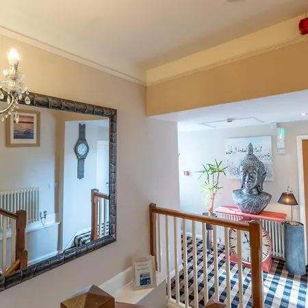 Holly With Free Off Site Health Club 4*