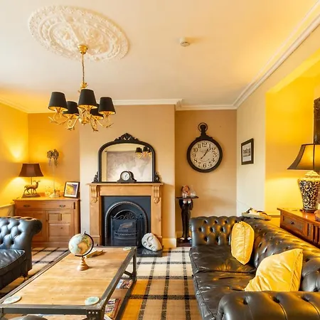 Holly With Free Off Site Health Club 4* Windermere