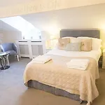 Holly With Free Off Site Health Club