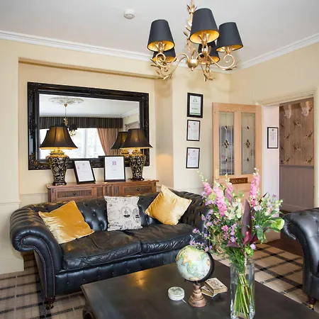 Holly With Free Off Site Health Club Gæstehus