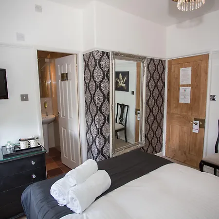 Holly With Free Off Site Health Club 4* Windermere