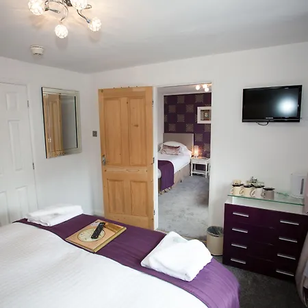 Holly With Free Off Site Health Club 4*