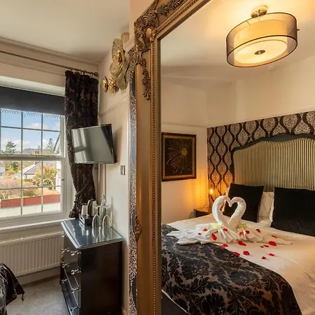 Holly With Free Off Site Health Club ゲストハウス ウィンダミア